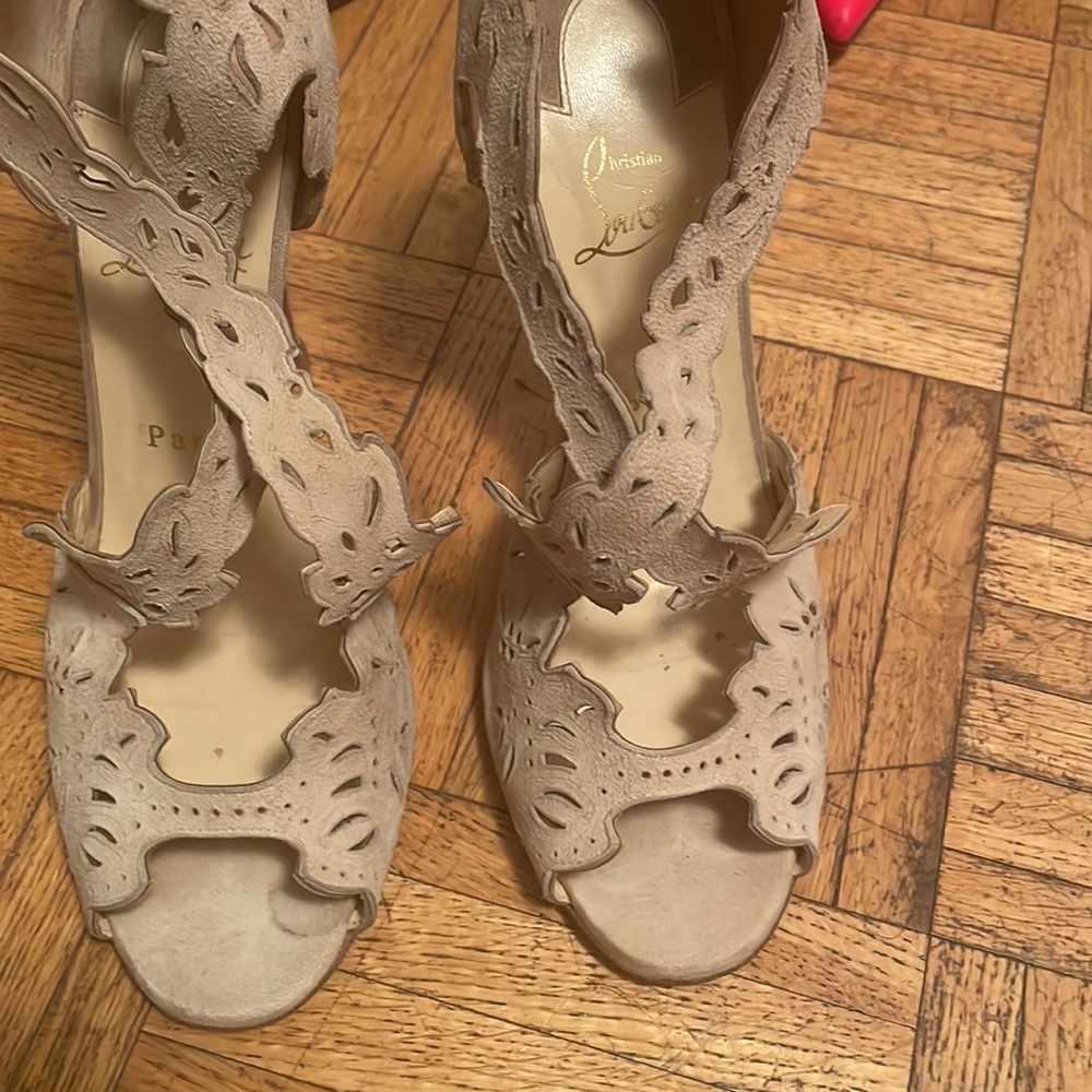 Lovely Christian Louboutin suede sandals. Sizes 38.5. Pre-owned.